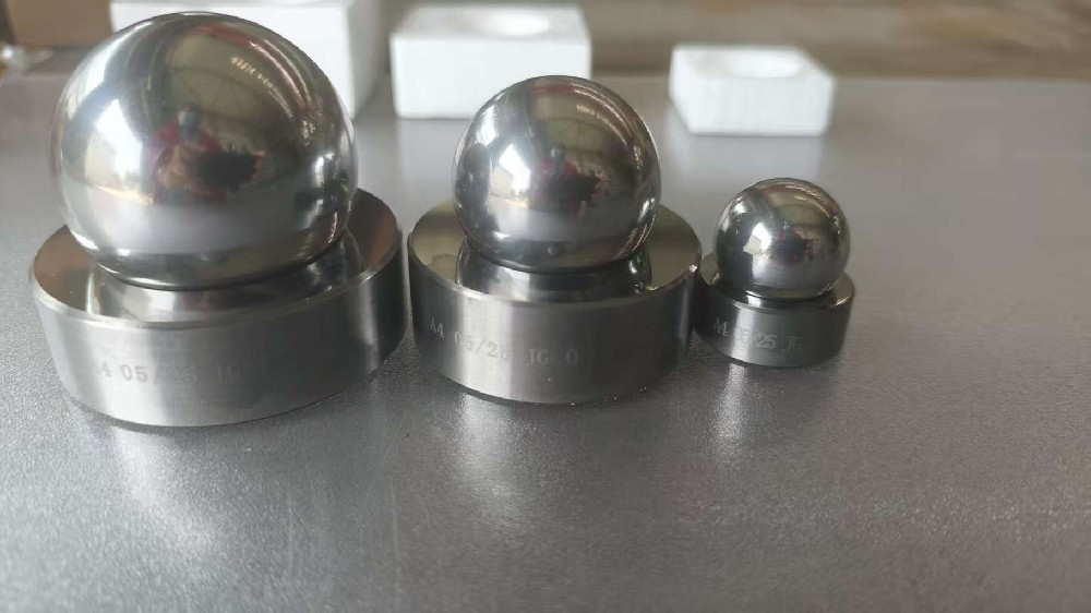 Pum valve ball & seat